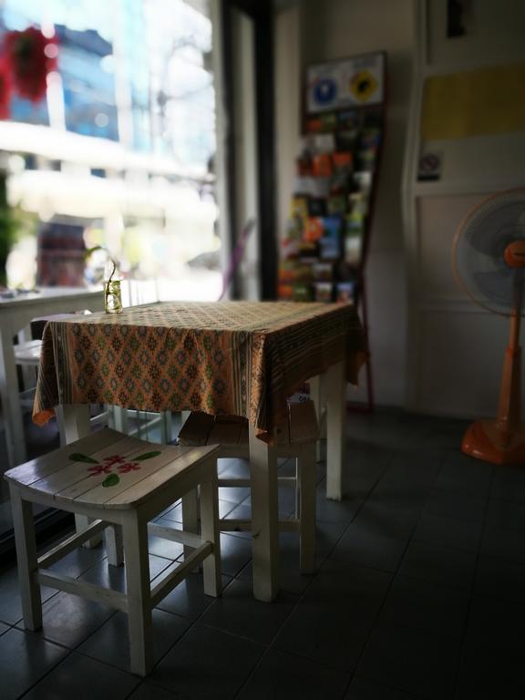 Zoe Hostel Chiang Mai Eksteriør billede